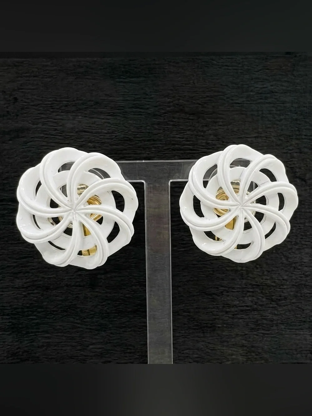 Vintage 60s Crown Trifari White Enamel Pinwheel Swirl Gold Tone Clip Earrings